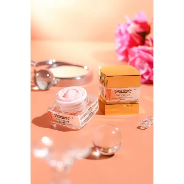 WHITENING DAY CREAM JOVAGLOW
